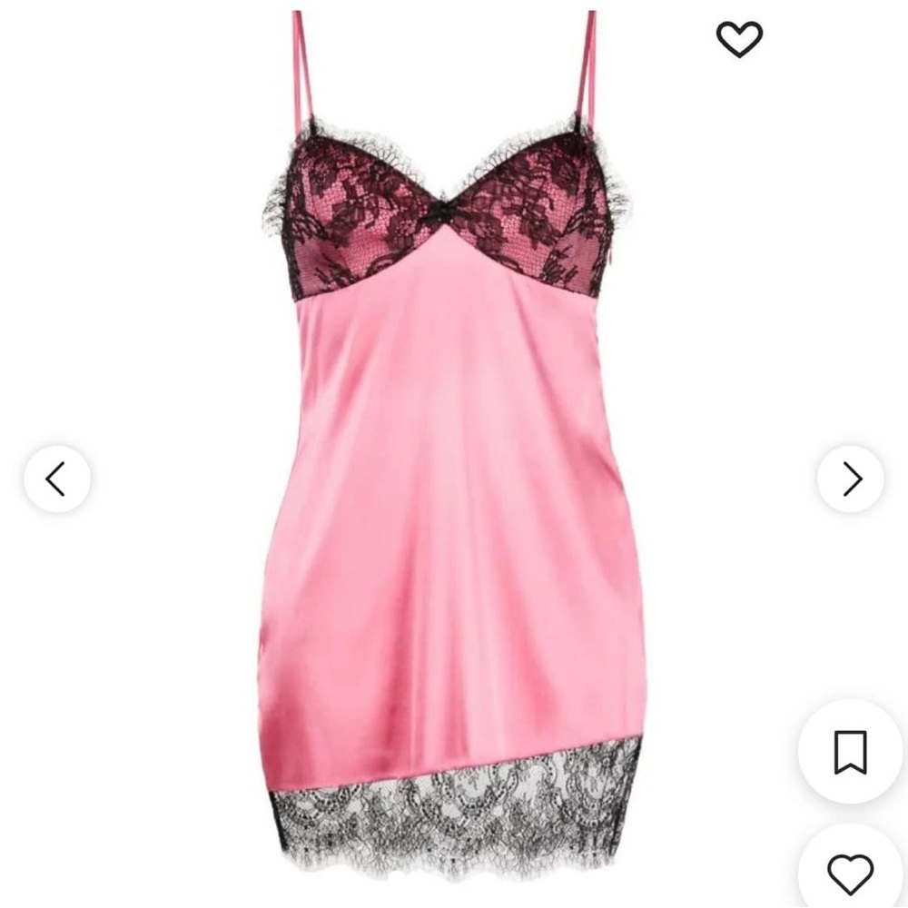 Fleur Du Mel Pink Lace Trim Chemise Dress

NWT

Size M